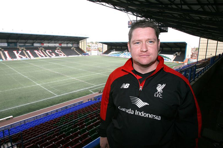 Tragedy in Football: Ex-Liverpool Women’s Coach Matt Beard Passes Away